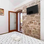 Appartement Luxury Stone House Amfora Ražanj