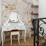 아파트 Luxury Stone House Amfora Ražanj
