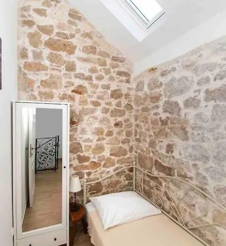 Luxury Stone House Amfora * Ražanj