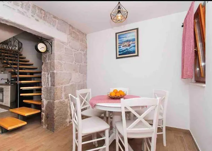 דירה Luxury Stone House Amfora *