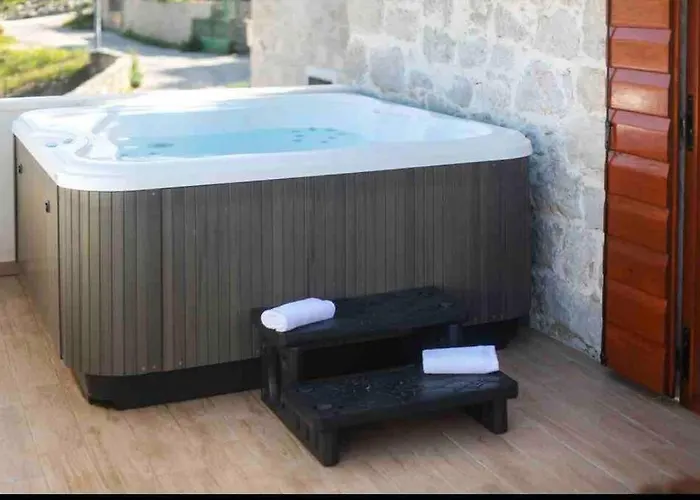 Luxury Stone House Amfora דירה *